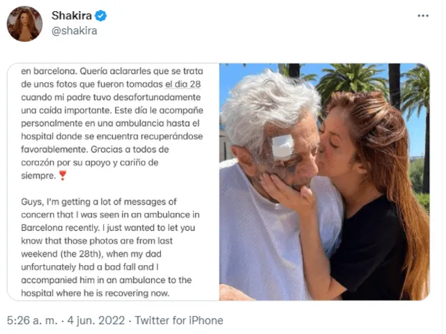 Shakira hablando del estado de salud de su padre en redes sociales.