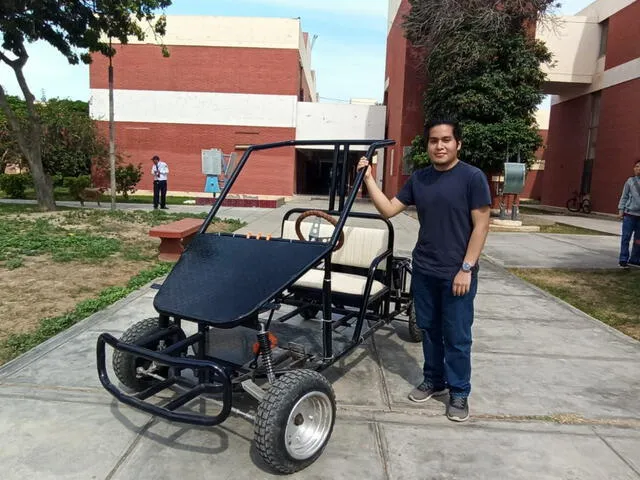 Auto elétrico construido por alumnos de la UNT