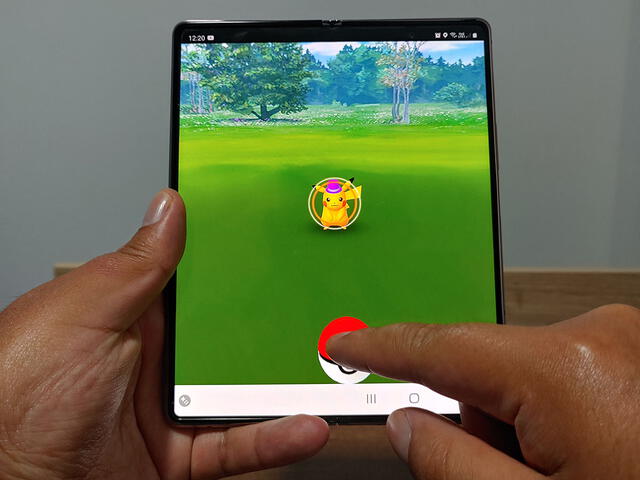 Pokémon GO en el Samsung Galaxy Z Fold 2