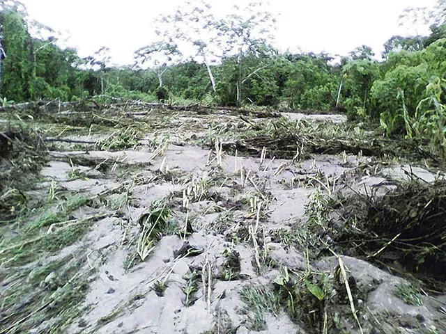 Quebrada en Amazonas se desborda y arrasa con siete viviendas