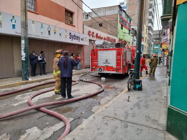 Incendio en Gamarra 17 junio 2022