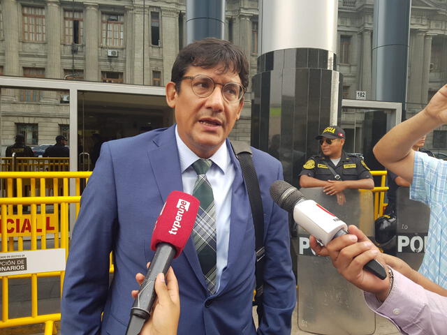 Percy García Cavero, abogado de Gerardo Sepúlveda, sostiene que el exsocio de PPK colaborará con el Poder Judicial. Foto: Joel Robles/La República.