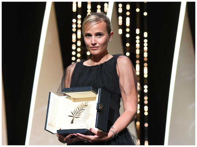 Julia Ducournau ganó la Palma de Oro en el Festival de Cannes del 2021. Foto: EFE.