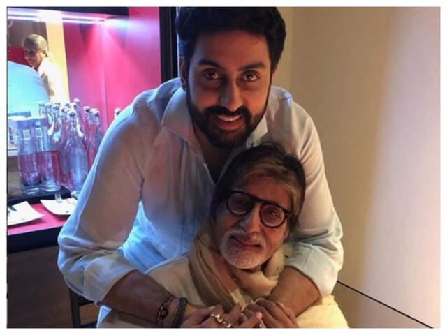 Abhishek y Amitabh Bachchan. Foto: Twitter