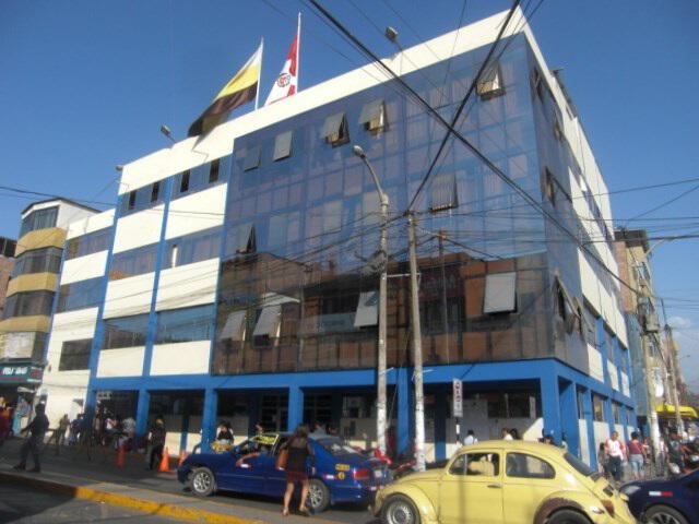 Defensa civil clausuró local “La Tropicana”, ubicado en Río Seco. Foto: videocaptura Hoy Noticias