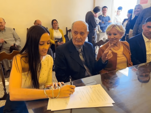 Liria y Emilio se casaron a la edad de 83 y 90 años respectivamente. Foto: captura   