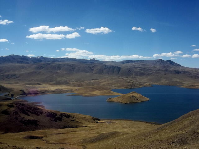  La represa de Lagunillas está ubicado a más de 100 km de la ciudad de Puno. Foto: Natura Travels   