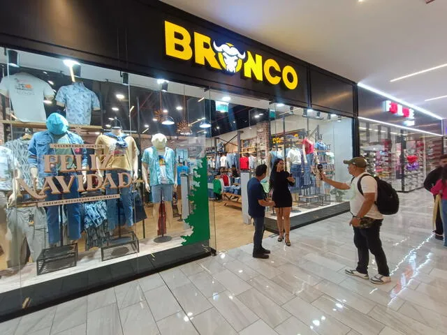  Tiendas inician funciones en el Mall Aventura San Juan de Lurigancho. Foto: La República   