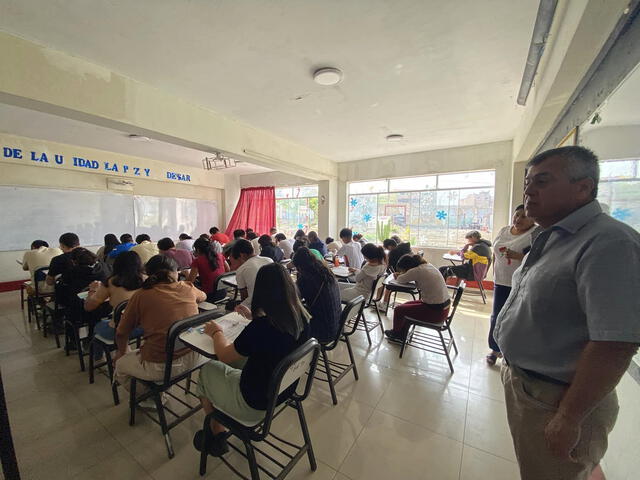 Clases en el instituto público de San Juan de Lurigancho. Foto: Facebook/I. E. T. P. Manuel Seoane Corrales   