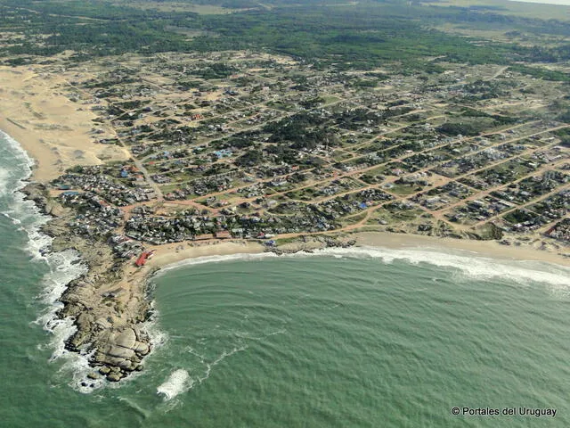  Una playa uruguaya será afectada en el futuro. Foto: Portales del Uruguay<br>    