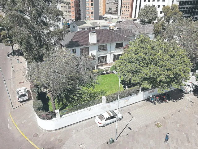  Embajada. Cancillería azteca ratificó que Glas es asilado político. Foto: AFP   