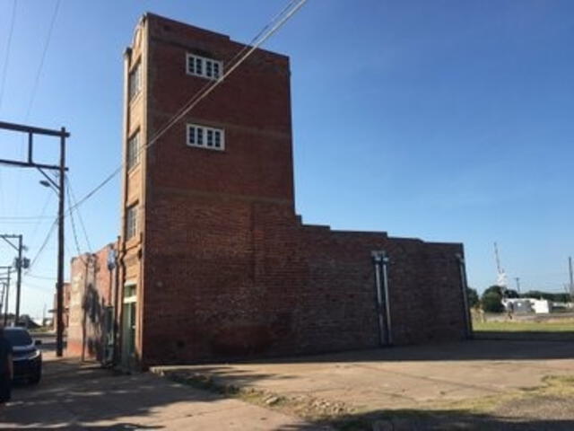 La edificación se dio como una solución a la falta de espacio en el pueblo de Wichita Falls. Foto: X/@Trentan2_    