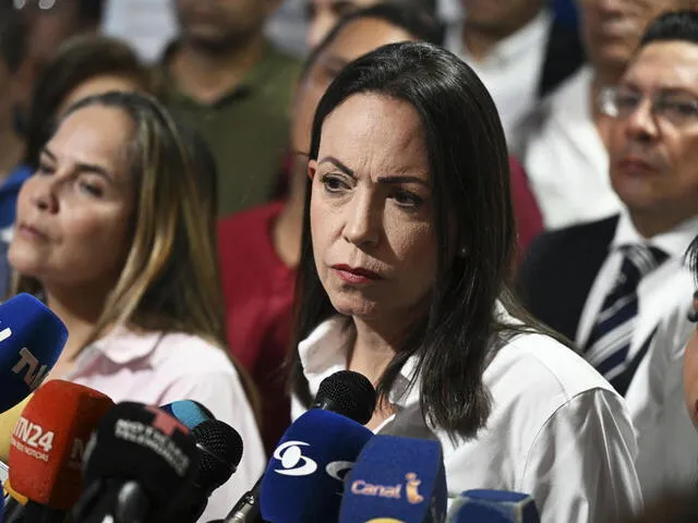 Corina Machado anunció que la victoria de Edmundo González en los comicios fue definitiva. Foto: AFP   