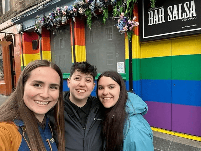El trío mantiene una sólida amistad. Foto: Instagram/viajando_por_el_mismo_momento El trío mantiene una sólida amistad. Foto: Instagram/viajando_por_el_mismo_momento
