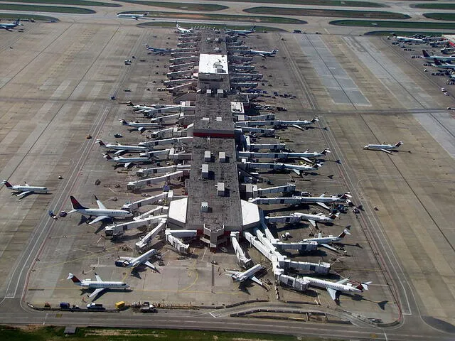 El Hartsfield-Jackson es el aeropuerto más concurrido del mundo. Foto: Wikivoyage   