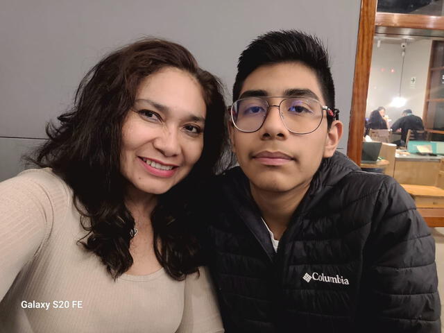 Cachimbo. María Sandoval está orgullosa de su hijo Adriel   