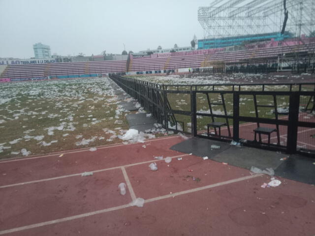 La pista atlética del estadio Miguel Grau también se vio afectada. Foto: Gustavo Peralta Coello/X   