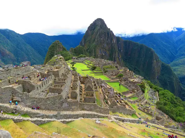  Machu Picchu, la legendaria ciudad inca en Perú, es Patrimonio de la Humanidad y reconocida por su impresionante arquitectura. Foto: Pixabay   