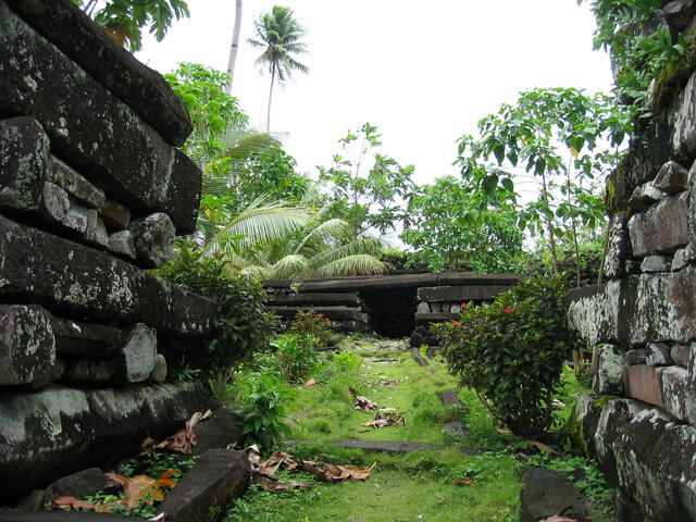  Incluida en la lista de Patrimonio en Peligro, Nan Madol enfrenta amenazas de deterioro por el enlodamiento. Foto: Istock   