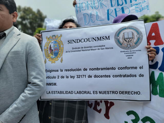 Docentes exigen estabilidad laboral