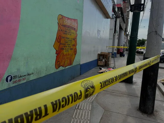 Embalador fue asesinado en presencia de su madre en La Victoria. Foto: Dayana Huerta/La República   