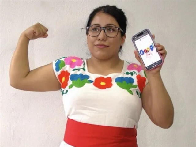 un vestido tradicional, lo que demuestra su fuerte conexión con su natal Hidalgo. Foto: Imagen de Veracruz un vestido tradicional, lo que demuestra su fuerte conexión con su natal Hidalgo. Foto: Imagen de Veracruz