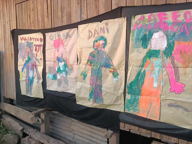 Autorretratos de Valentino, Giana, Dani y Emerson, participantes del proyecto. Foto: Flore Garcia-Bour/Jakon Nete   