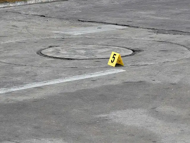 PNP encontró hasta 5 casquillos de bala. Foto: Adrián Sarria / La República     PNP encontró hasta 5 casquillos de bala. Foto: Adrián Sarria / La República