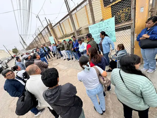  Trabajadores del INPE protestan en 40 de los 69 penales a nivel nacional. Foto: Cortesía.   