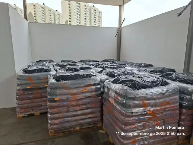 Material para reforzar la seguridad. Foto: Martín Romero   