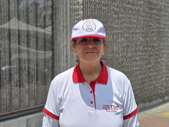 Betty Hernández, secretaria general del sindicato, expone laa necesidades de los trabajadores del programa. Foto: Silvana Quiñónez / La República Betty Hernández, secretaria general del sindicato, expone laa necesidades de los trabajadores del programa. Foto: Silvana Quiñónez / La República