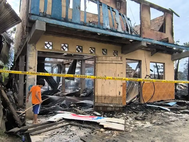  24 familias quedaron damnificadas tras incendio. Foto: Yazmín Araujo/La República.   