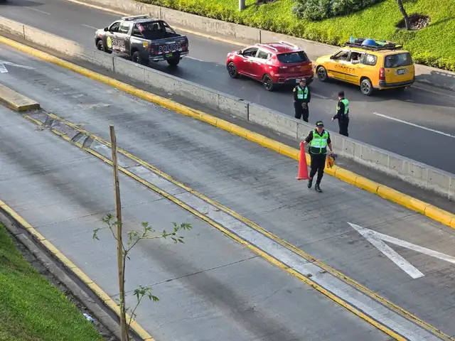 PNP en la zona tras la liberación de la vía. Foto: difusión.   