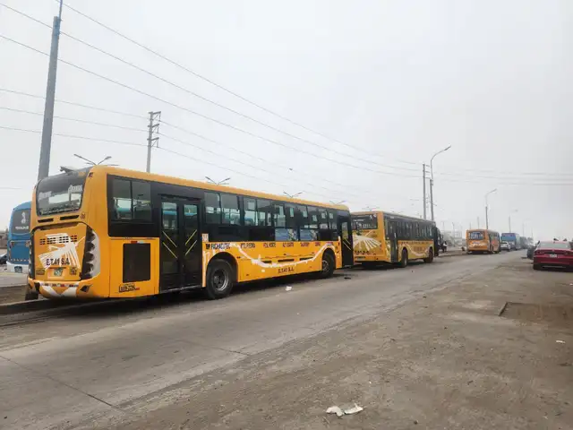  Empresa tiene alrededor de 90 buses en su flota. Foto: Marcia Chahua / La República   