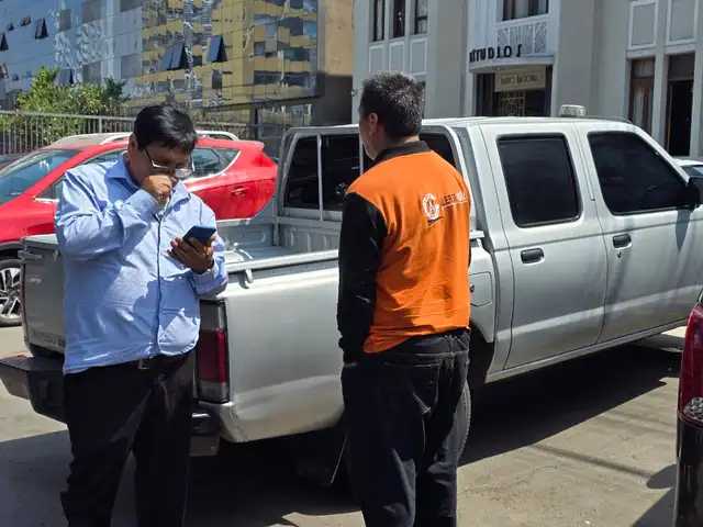 El chofer ha sido citado tras pasar la prueba de alcoholemia. Foto: Kevinn García / La República.   