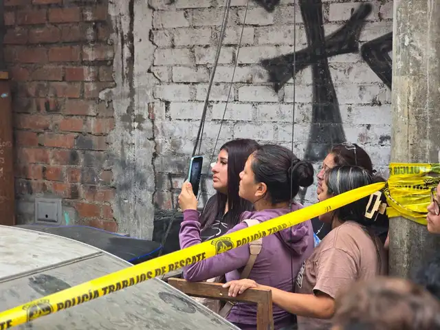 Incendio en Lima deja 10 personas fallecidas, incluidos 5 menores de edad Incendio en Lima deja 10 personas fallecidas, incluidos 5 menores de edad
