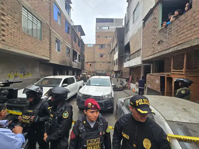 Incendio en Lima deja 10 personas fallecidas, incluidos 5 menores de edad Incendio en Lima deja 10 personas fallecidas, incluidos 5 menores de edad
