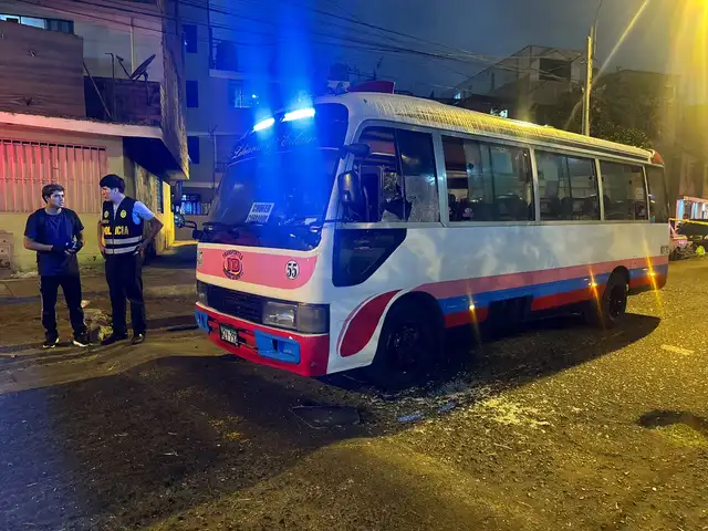 Cúster atacada en el Callao la noche del 29 de octubre