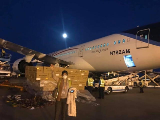 Llegada del avión cargado de insumos médicos procedente de China. (Foto: Twitter/@Sirena Lorena)