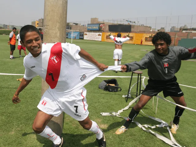 Éder Hermoza entrenando con Reimond Manco. Foto: Grupo La República