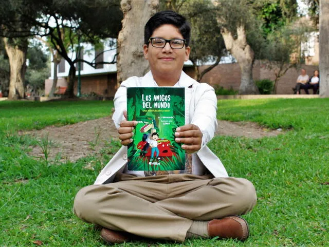  Pedro Raymundo presentó su primer libro a los 11 años. Foto: Andina.   