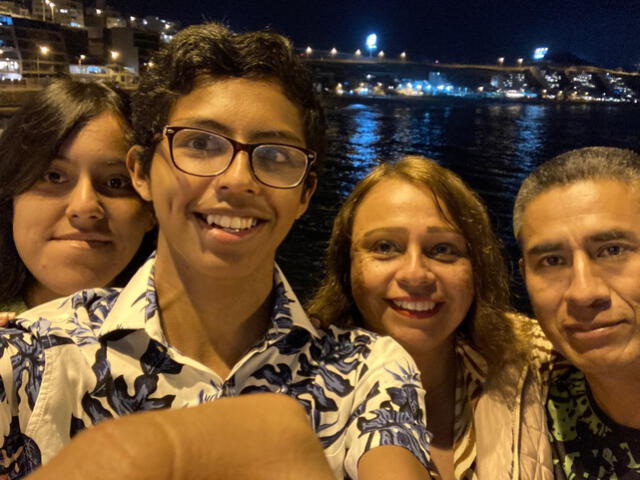  Joaquín Mendoza Rondinel es el primer ingeniero de su familia. Su madre es docente y su padre y hermana se especializan en farmacia. Foto: La República.   