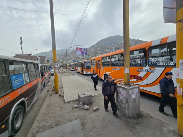 Apagado de motores durante el paro del 4 de noviembre. Foto: Francisco Erazo Apagado de motores durante el paro del 4 de noviembre. Foto: Francisco Erazo