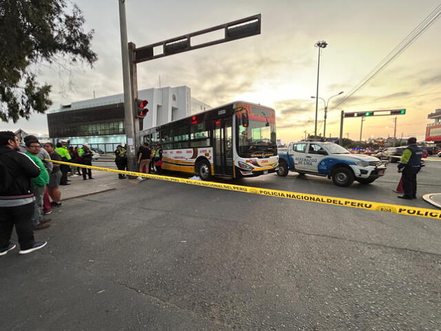  Zona del accidente fue cercada por la PNP. Foto: Dayana Huerta-LR   