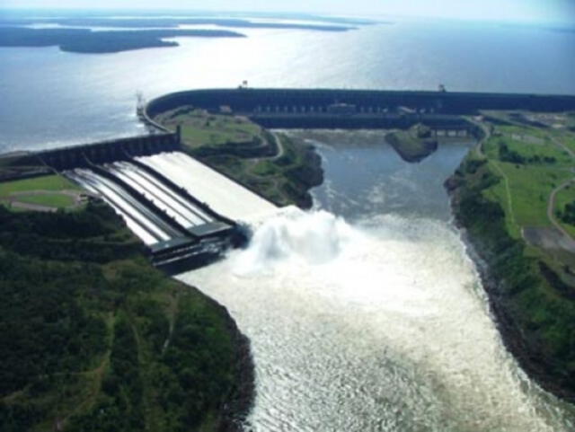  La represa de Itaipú es la tercera más potente del mundo. Foto: Portal de América 