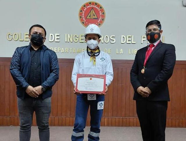  ‘Ingeniero bailarín’ recibió reconocimiento de Colegio de Ingenieros. Foto: difusión.   