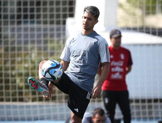 Alessandro Burlamaqui ha sido convocado por la selección peruana sub 20. Foto: FPF   