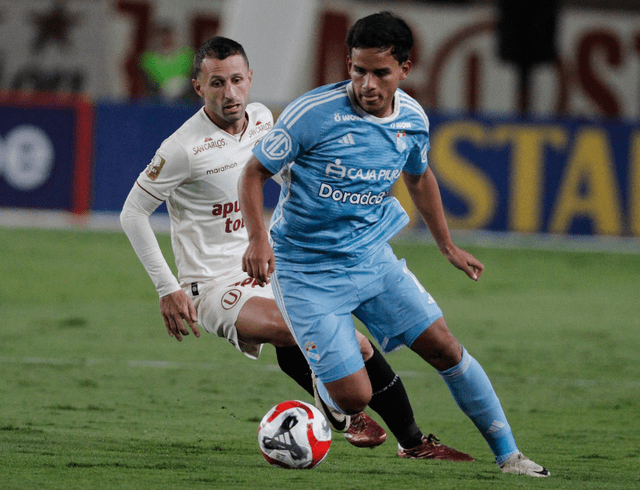  Universitario goleó 4-1 a Sporting Cristal en el Apertura 2024. Foto: Luis Jiménez/GLR   