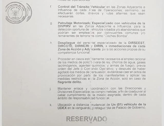 Documento que confirma que agentes tuvieron licencia para disparar el sábado 14 de noviembre. Foto: Twitter