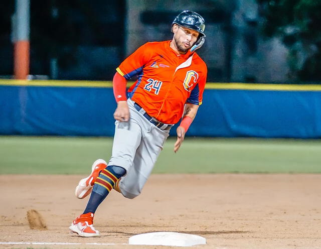 ¡Corre que te alcanzan! La tabla de posiciones del Béisbol Doble A ya definió a parte de sus clasificados.